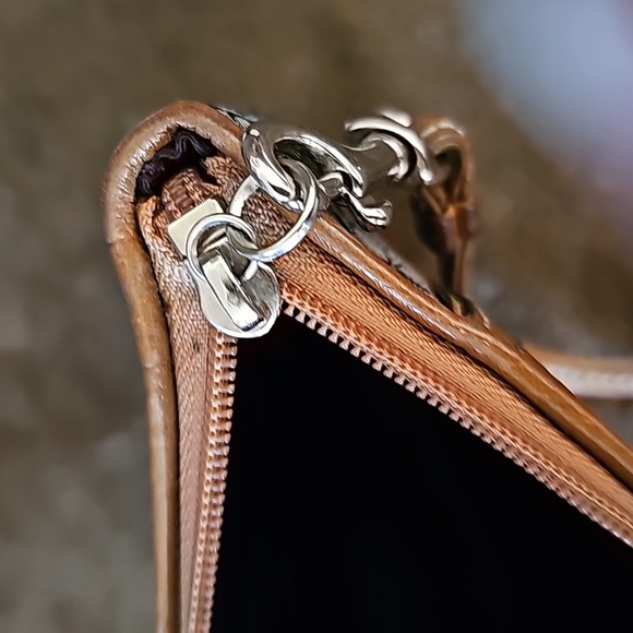 COACH Medium Wristlet - Picture 5 of 8